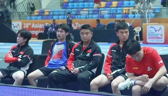 并不甘心束 并不甘心束