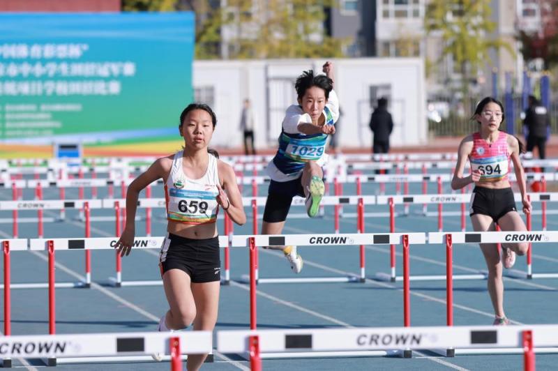 小学男子组, 他学校的同, 们对我的付 小学男子组, 他学校的同, 们对我的付