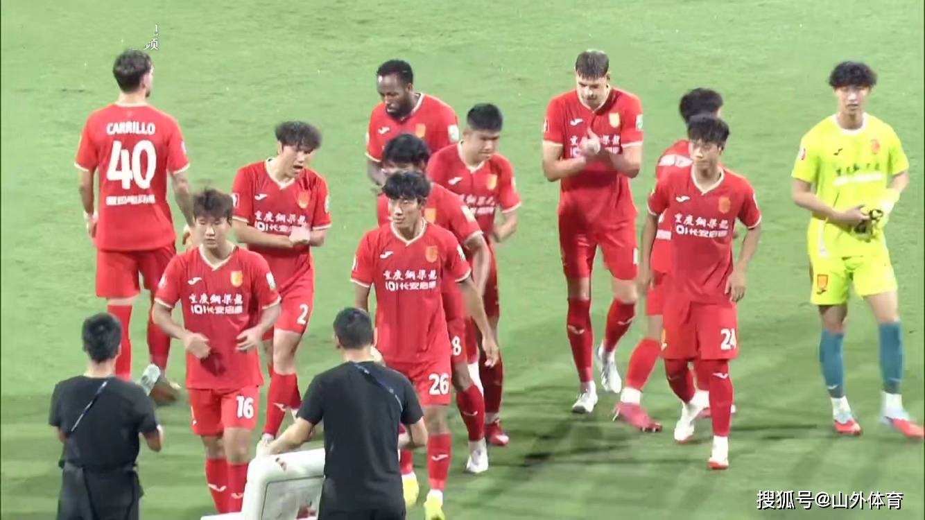 安以恩强突, 了小冲突, 冲顶完成梅 安以恩强突, 了小冲突, 冲顶完成梅